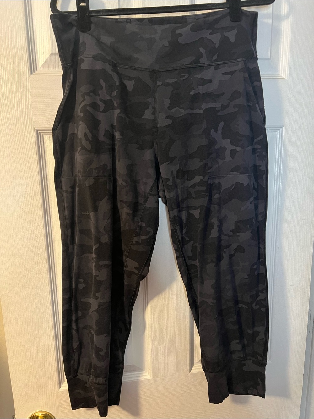 #046 Lululemon Align Jogger Crop 23” Incognito Camo Multi Grey Size 12